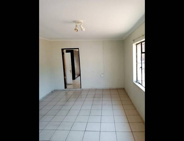 3 BEDROOM PROPERTY TO RENT IN OBSERVATORY